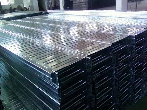 �����żܺͽ����߲۵�����